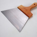 ESPATULA ENDUIR  "RUCAR" 24 CMS.