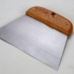 ESPATULA ENDUIR "RUCAR" SIN CABO 20 CMS.